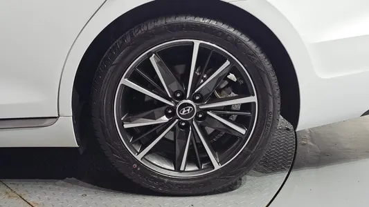 Hyundai IG 2.5 2022 21