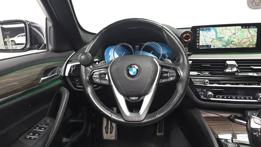 BMW 5 Series (G30) 520d xDrive M 2018 12