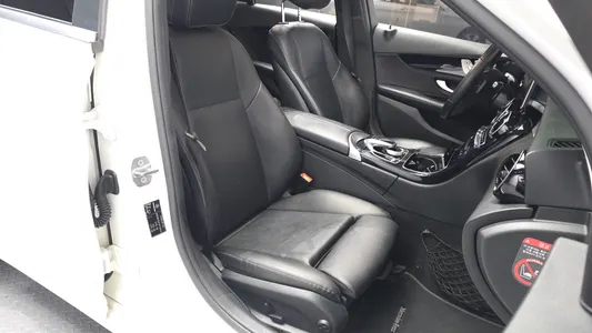 Mercedes-Benz C-Class W205 C200 2018 26