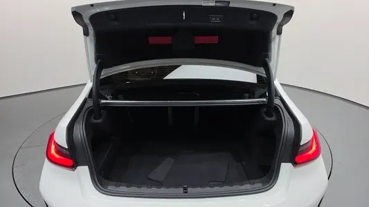 BMW 3 Series (G20) 320i M 2024 20