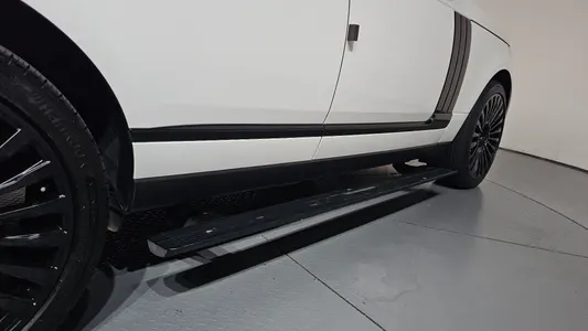 Land Rover 4 4.4 SDV8 Vogue SE 2016 38
