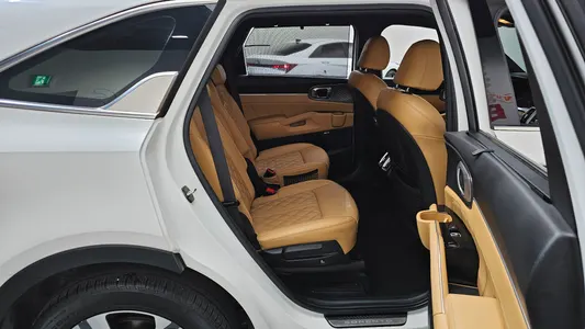 Kia 4 HEV 1.6 4WD 2021 11