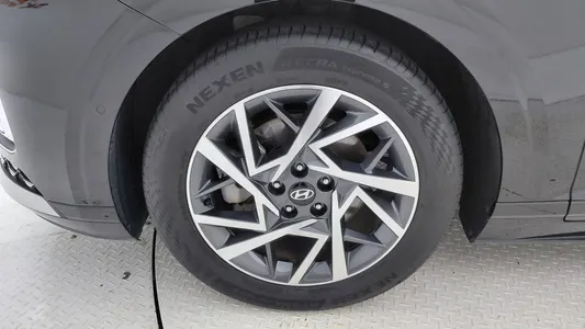 Hyundai (GN7) 2.5 2WD 2023 5