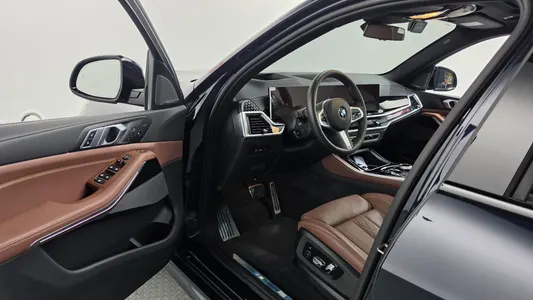 BMW X5 (G05) xDrive 40i M 2025 10