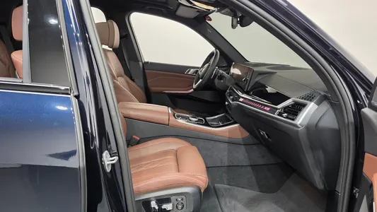 BMW X5 (G05) xDrive 40i M 2025 26