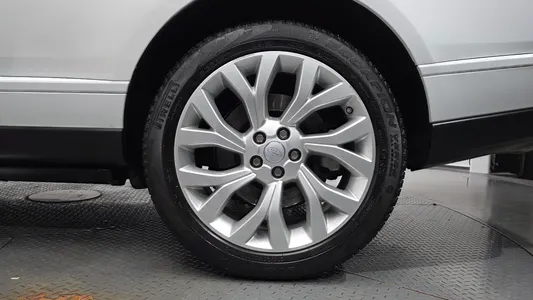 Land Rover 4 4.4 SDV8 Vogue SE 2018 21