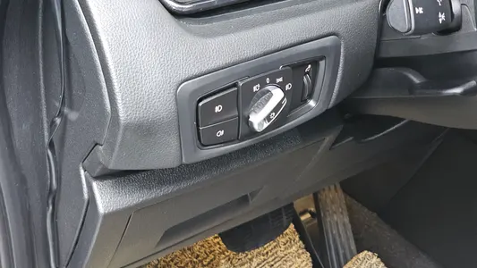 BMW 2 Series Tourer (F45) 2018 14