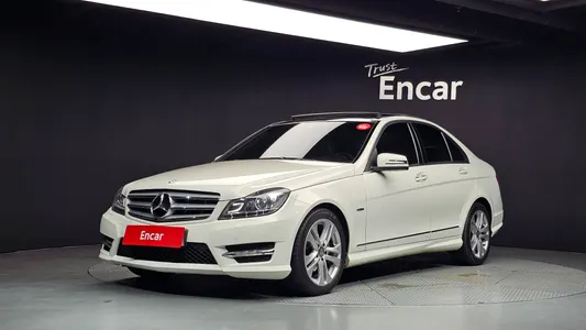 Mercedes-Benz C-Class W204 C200 CGI 2012