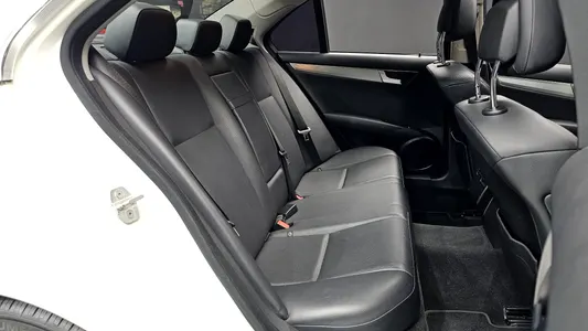 Mercedes-Benz C-Class W204 C200 CGI 2012 12
