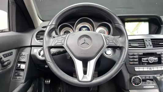 Mercedes-Benz C-Class W204 C200 CGI 2012 13