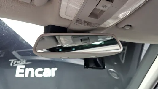 Mercedes-Benz C-Class W204 C200 CGI 2012 16
