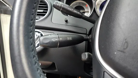 Mercedes-Benz C-Class W204 C200 CGI 2012 17