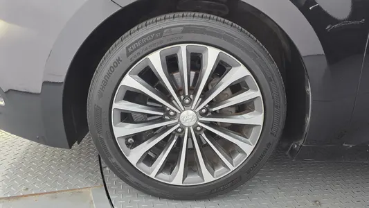 Hyundai Grandeur HG HG240 2014 5
