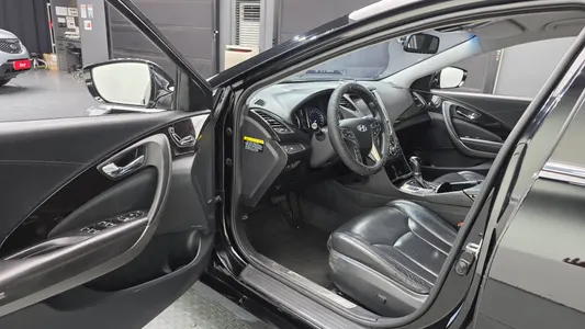 Hyundai Grandeur HG HG240 2014 10