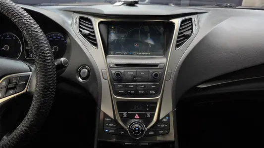 Hyundai Grandeur HG HG240 2014 19