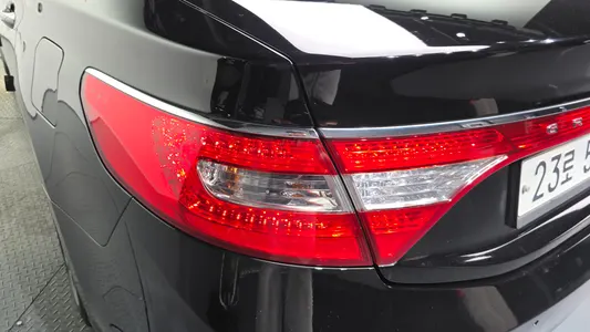 Hyundai Grandeur HG HG240 2014 23