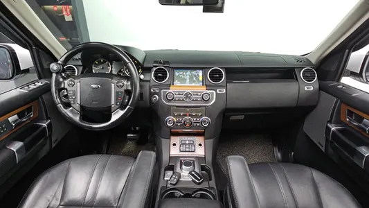 Land Rover 4 3.0 SDV6 SE 2016 7