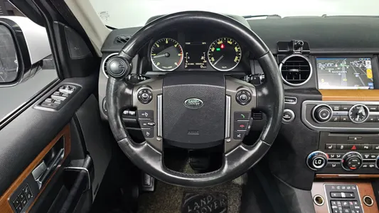 Land Rover 4 3.0 SDV6 SE 2016 13