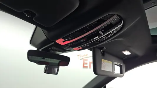 Porsche (PO536) 3.0 2023 17