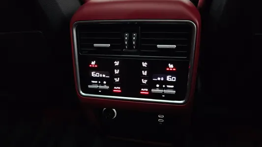 Porsche (PO536) 3.0 2023 19