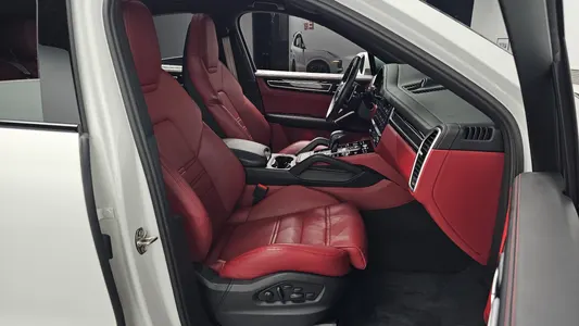 Porsche (PO536) 3.0 2023 27