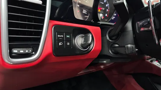 Porsche (PO536) 3.0 2023 32