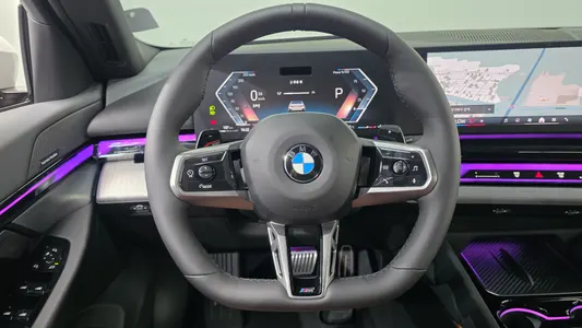 BMW 5 Series (G60) 530i xDrive M 2026 18