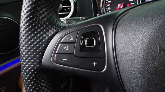 Mercedes-Benz E-Class W213 E220d 2018 16