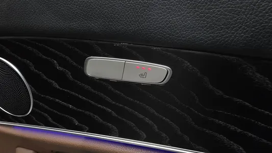 Mercedes-Benz E-Class W213 E220d 2018 37