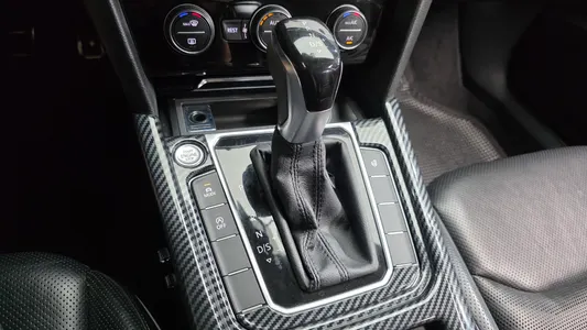 Volkswagen 아테온 2.0 TDI 2019 9