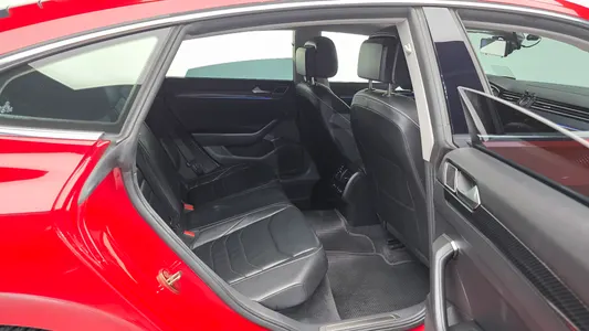 Volkswagen 아테온 2.0 TDI 2019 16