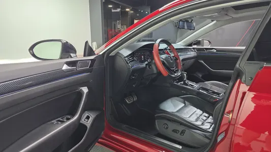 Volkswagen 아테온 2.0 TDI 2019 10