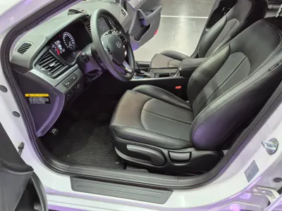 Hyundai 쏘나타 라이즈 2.0 2017 9