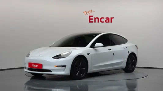 Tesla 3 AWD 2021