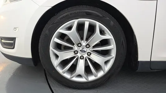 Ford 토러스 2.0 Limited 2017 5