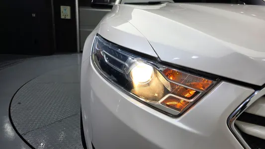 Ford 토러스 2.0 Limited 2017 22