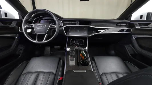 Audi A7 (4K) 55 TFSI 2021 7