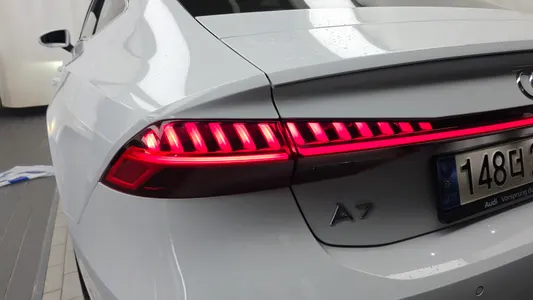 Audi A7 (4K) 55 TFSI 2021 23