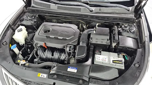 Hyundai Grandeur HG HG240 2016 6