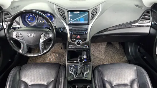 Hyundai Grandeur HG HG240 2016 7
