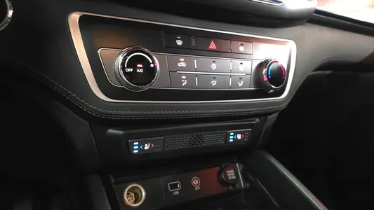 KG Mobility 렉스턴 스포츠 칸 2.2 4WD 2020 14