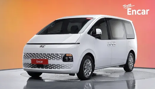Hyundai Staria L3.5 5 2023 21