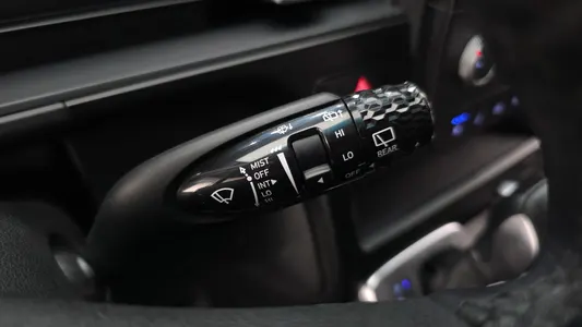 Hyundai Staria L3.5 5 2023 19