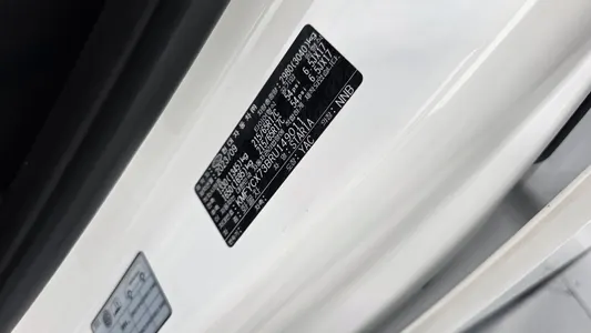 Hyundai Staria L3.5 5 2023 31
