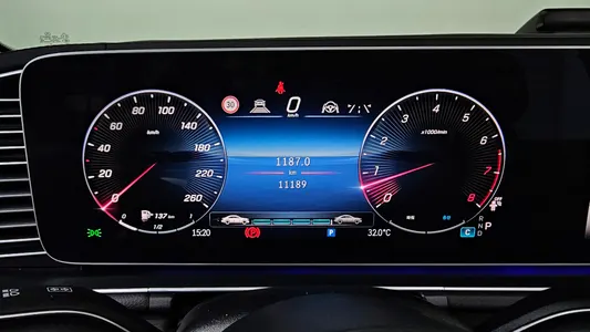 Mercedes-Benz GLE-Class W167 GLE350 4MATIC 2025 8