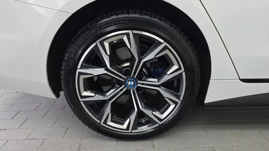 BMW i4 eDrive40 M 2023 5
