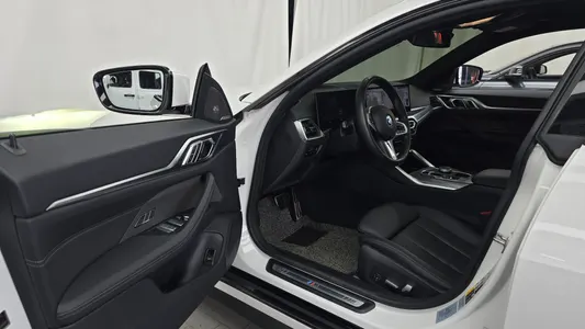 BMW i4 eDrive40 M 2023 10