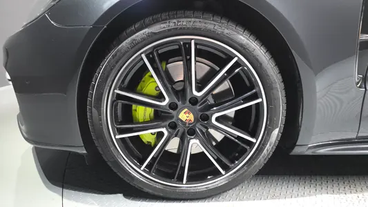 Porsche (971) 2.9 AWD E- 2018 5
