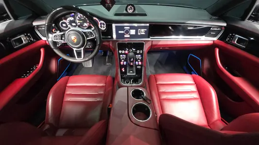 Porsche (971) 2.9 AWD E- 2018 7