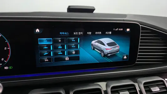 Mercedes-Benz GLE-Class W167 GLE400d 4MATIC 2021 36